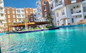 Aqua Palms Resort